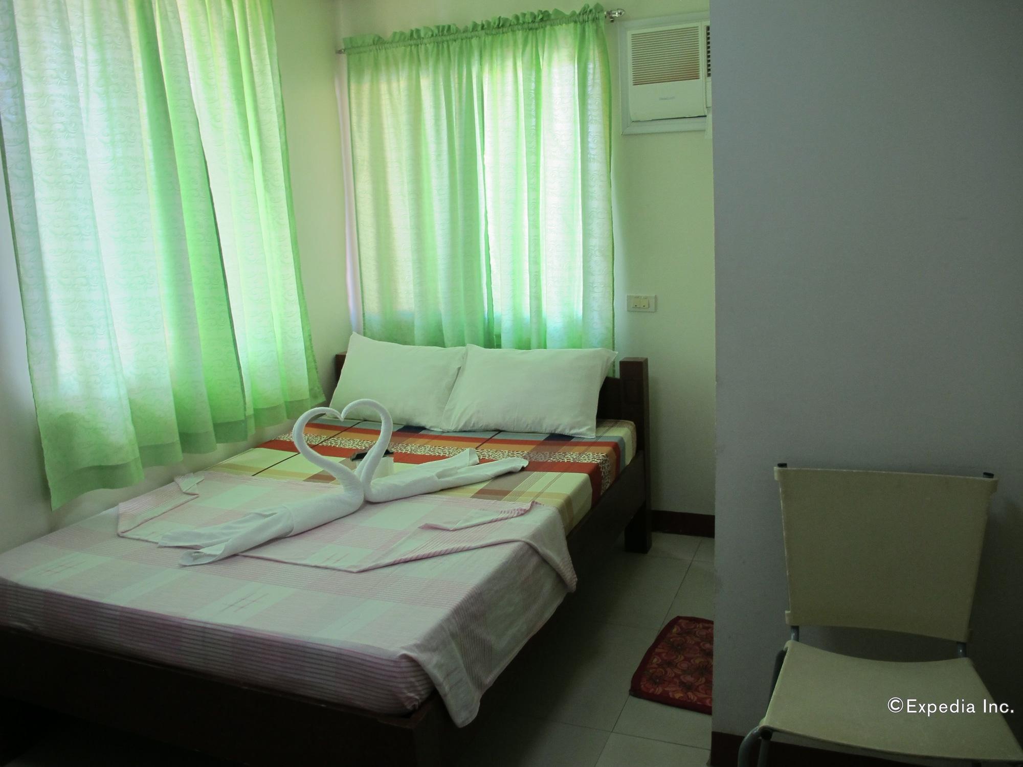 Sea Jewel Beach Resort Puerto Galera Exterior foto