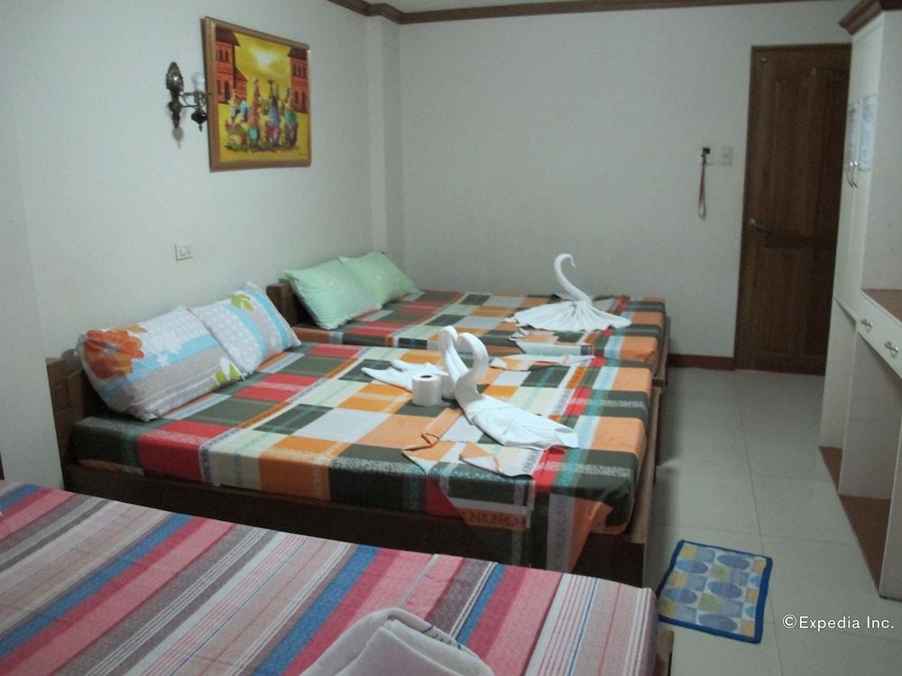 Sea Jewel Beach Resort Puerto Galera Exterior foto